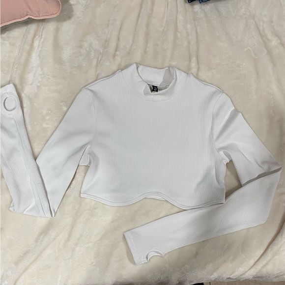 White H&M long sleeve crop top - Picture 1 of 1